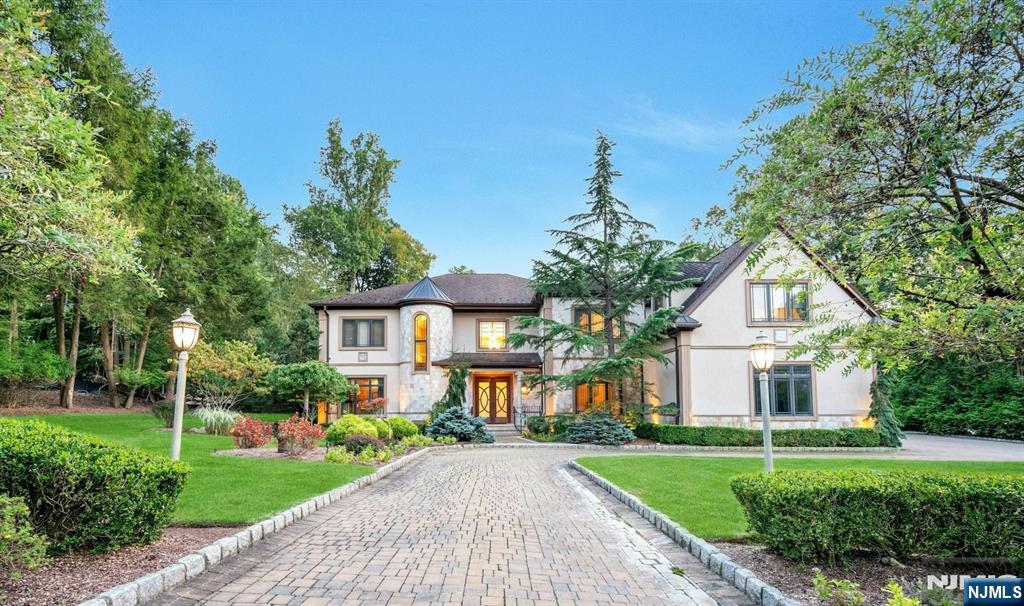 32 Hampshire Hill Road