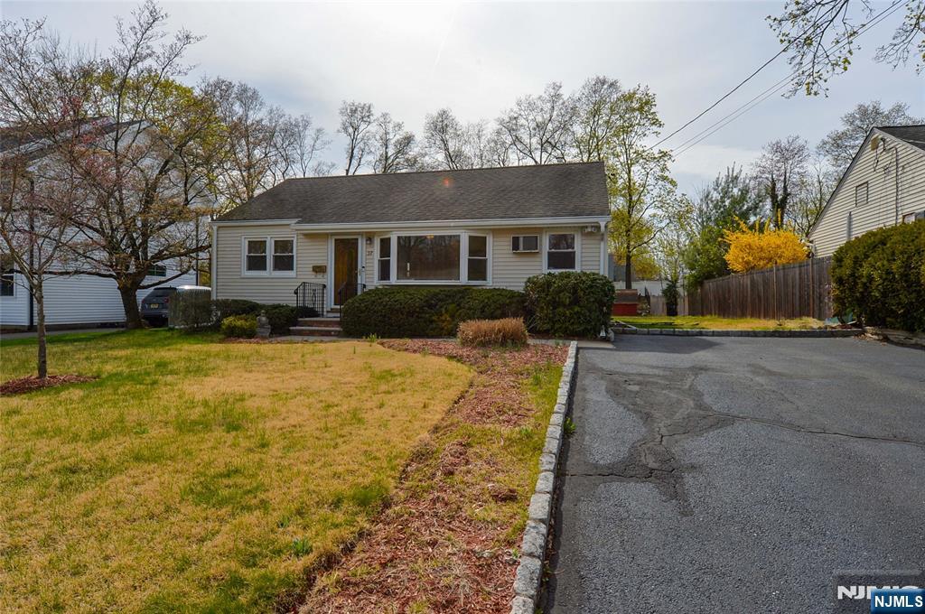 37 Kennedy Drive