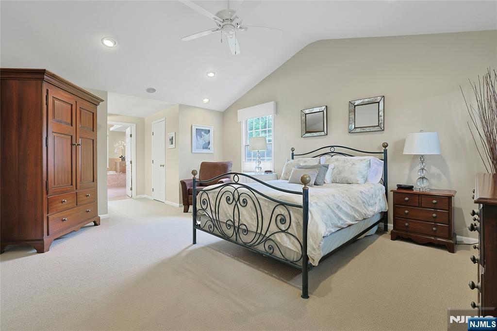 90 Arcadia Road