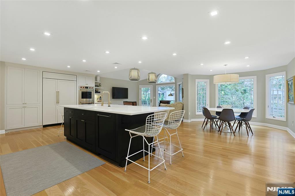 90 Arcadia Road