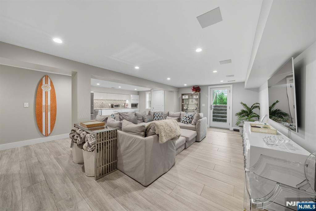 55 Ridge Road