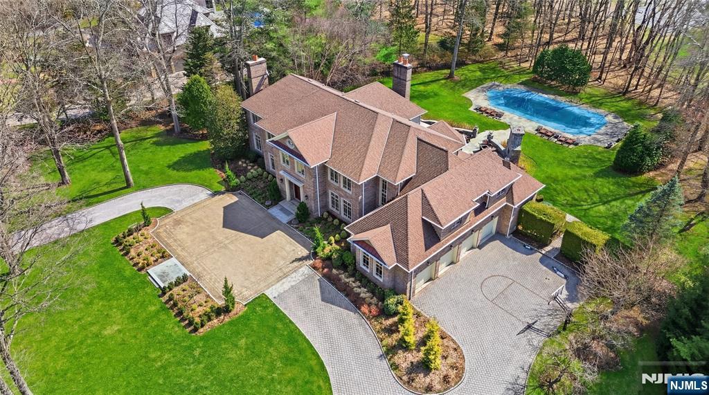 2 Alford Drive