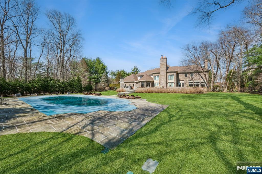 2 Alford Drive