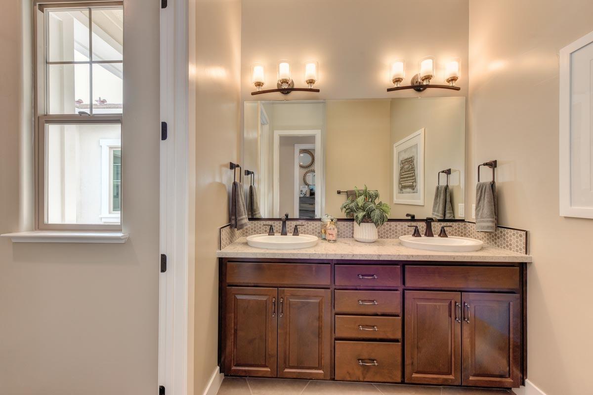 2321 Ranch View Court
