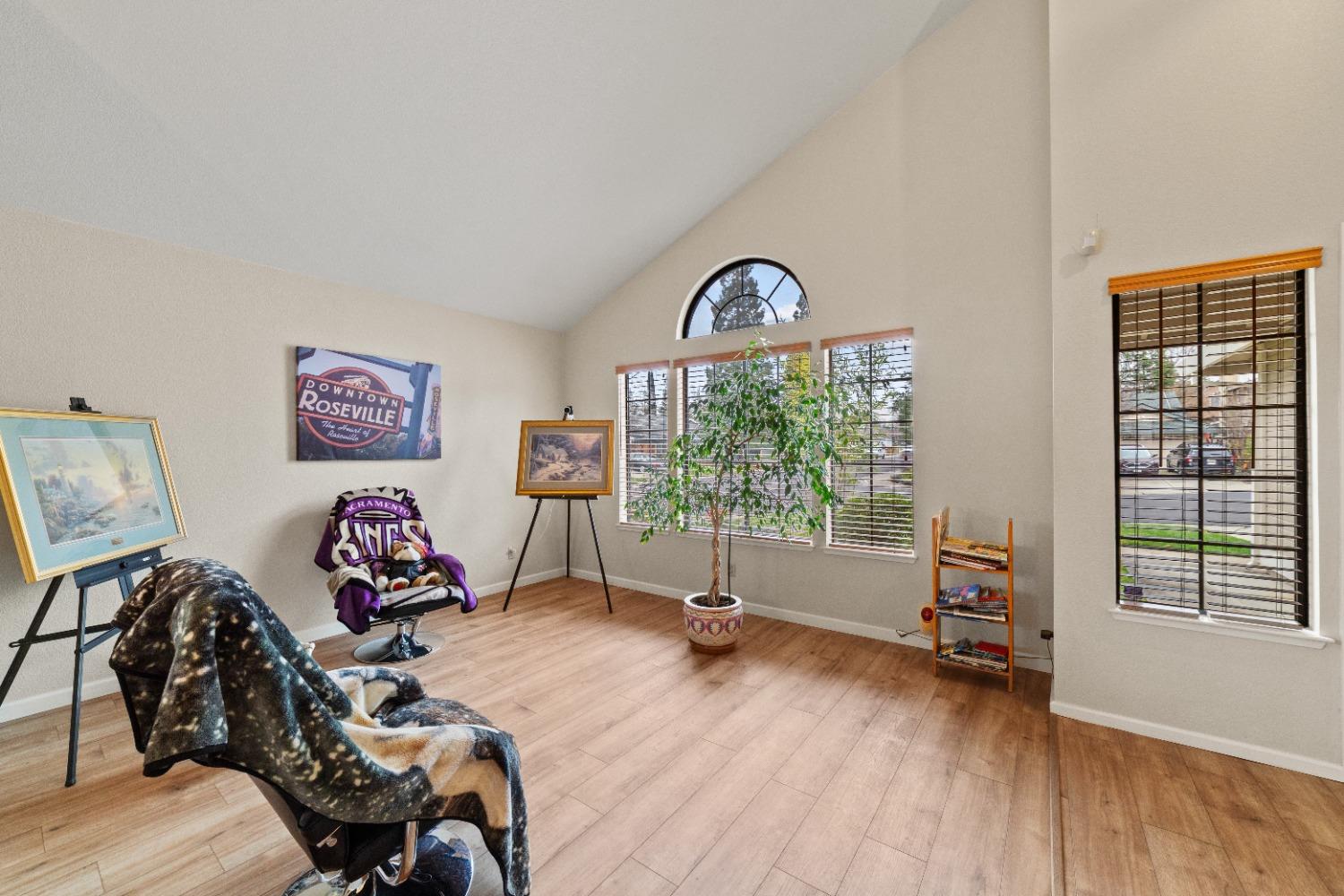 400 Leeward Court
