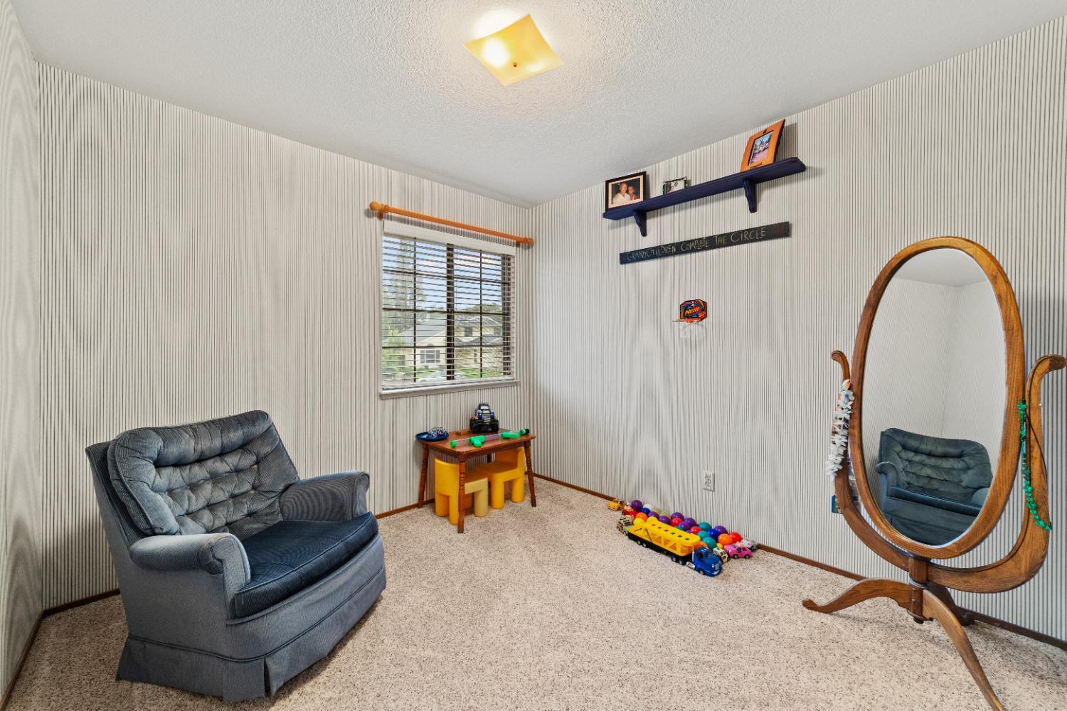 400 Leeward Court