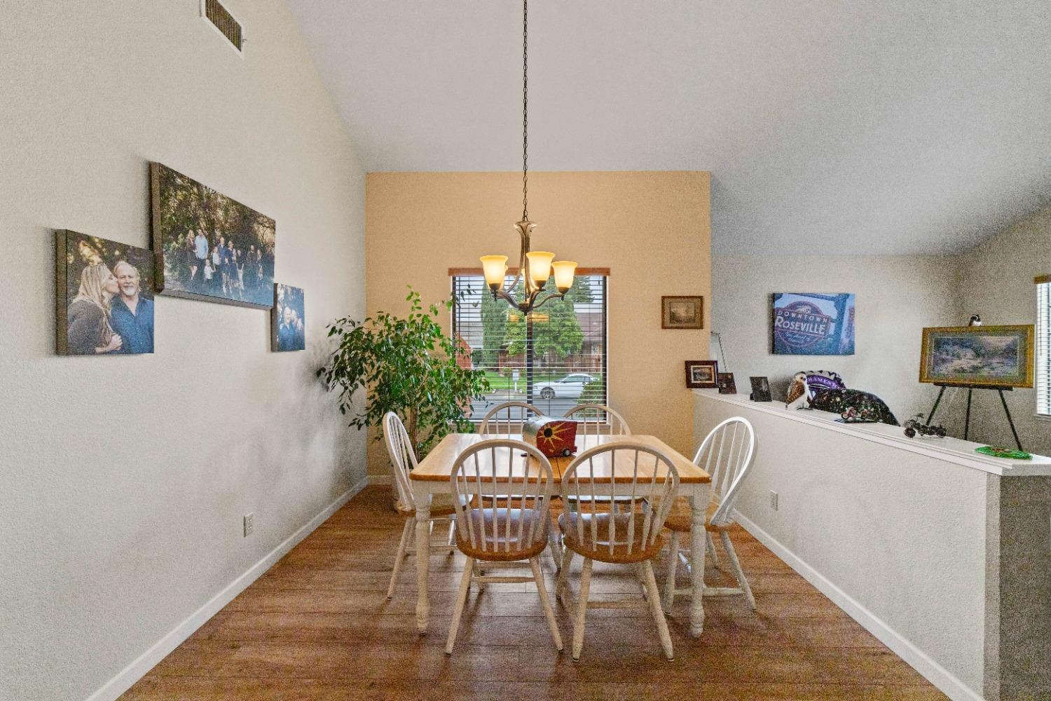 400 Leeward Court
