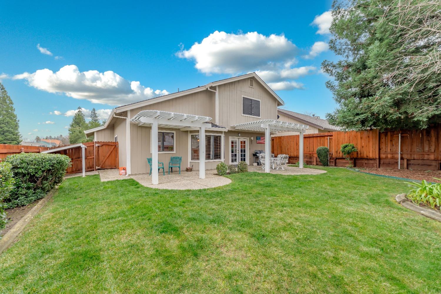 400 Leeward Court