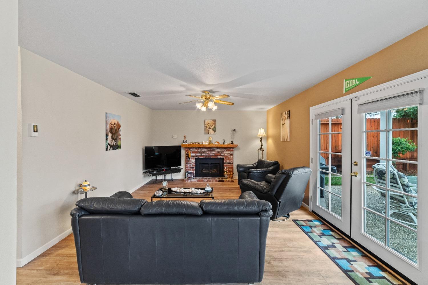 400 Leeward Court