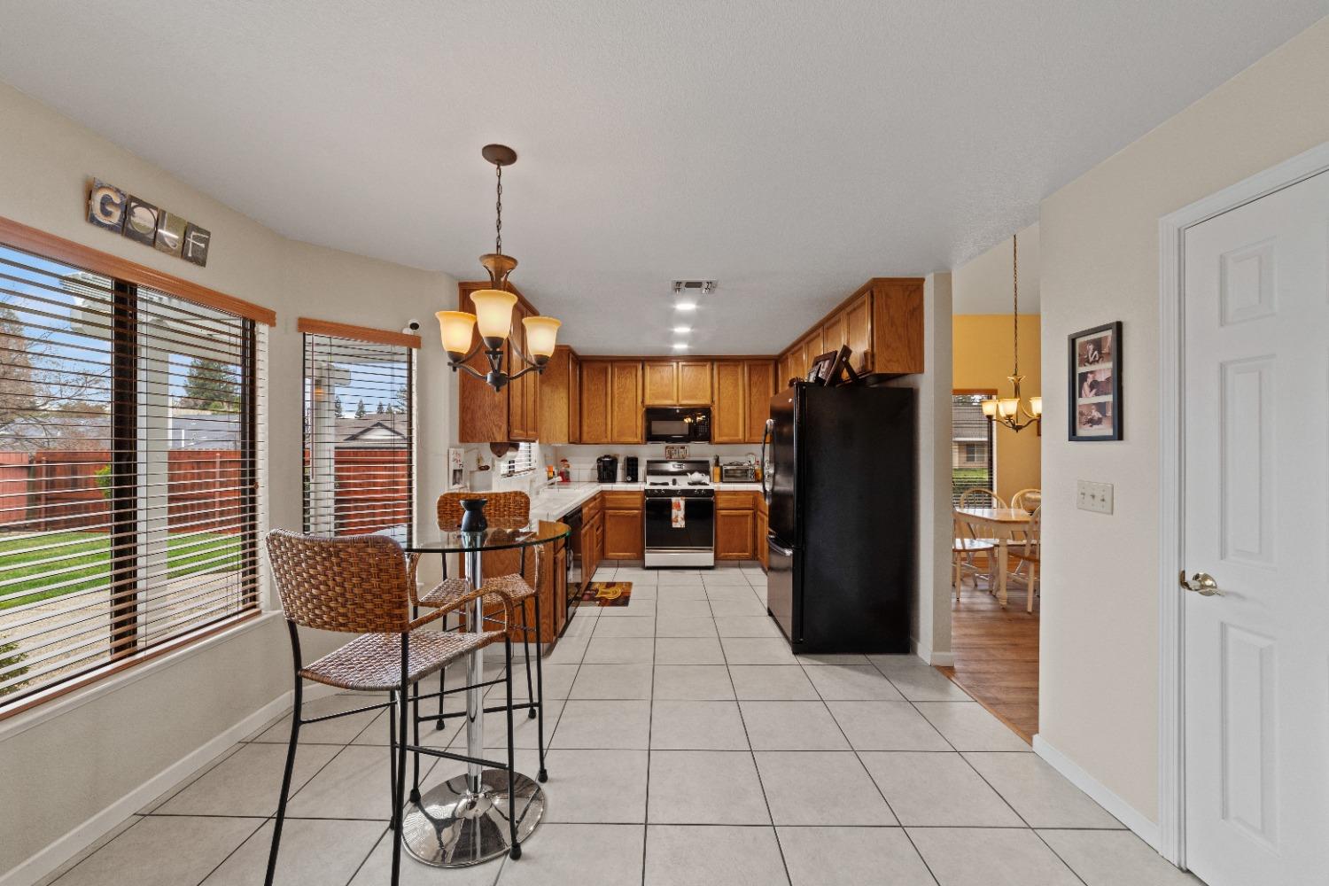 400 Leeward Court