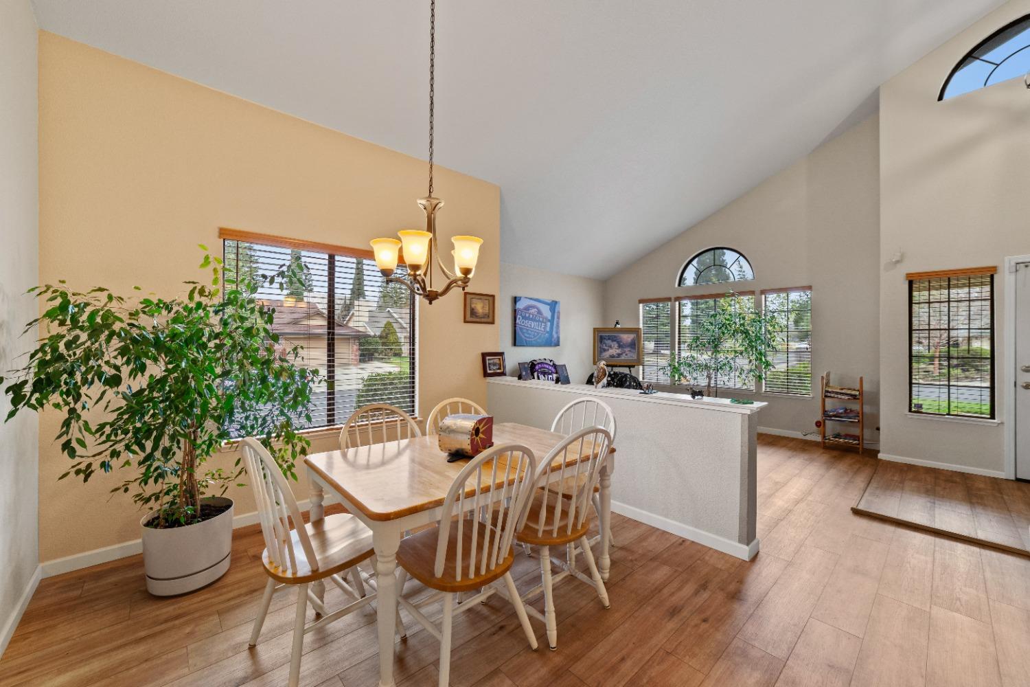 400 Leeward Court