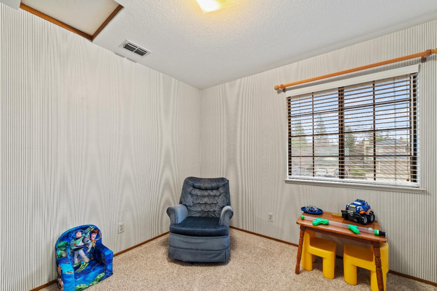400 Leeward Court