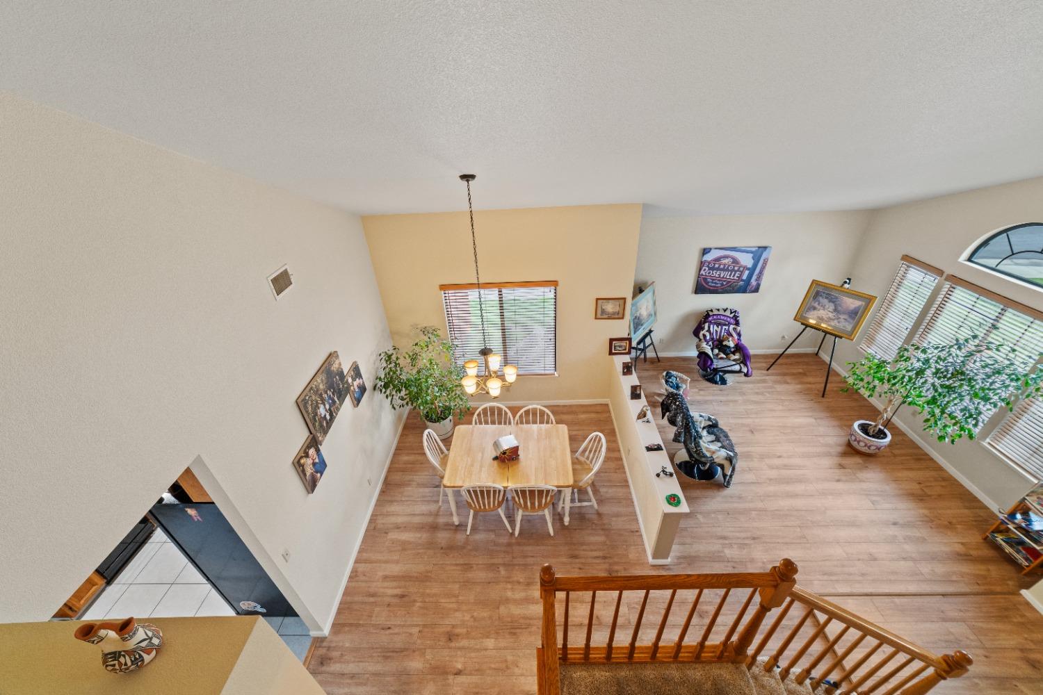 400 Leeward Court