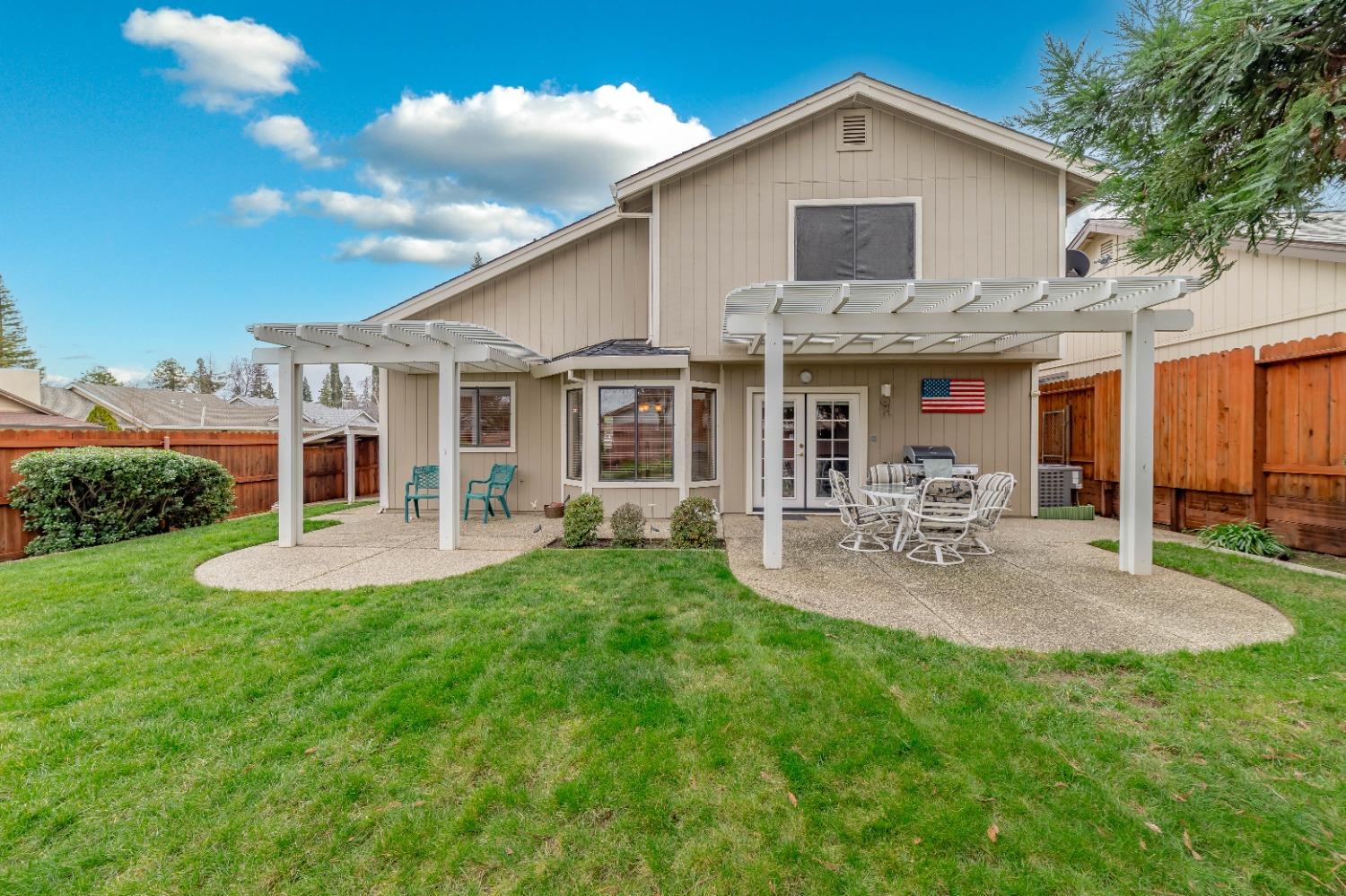 400 Leeward Court