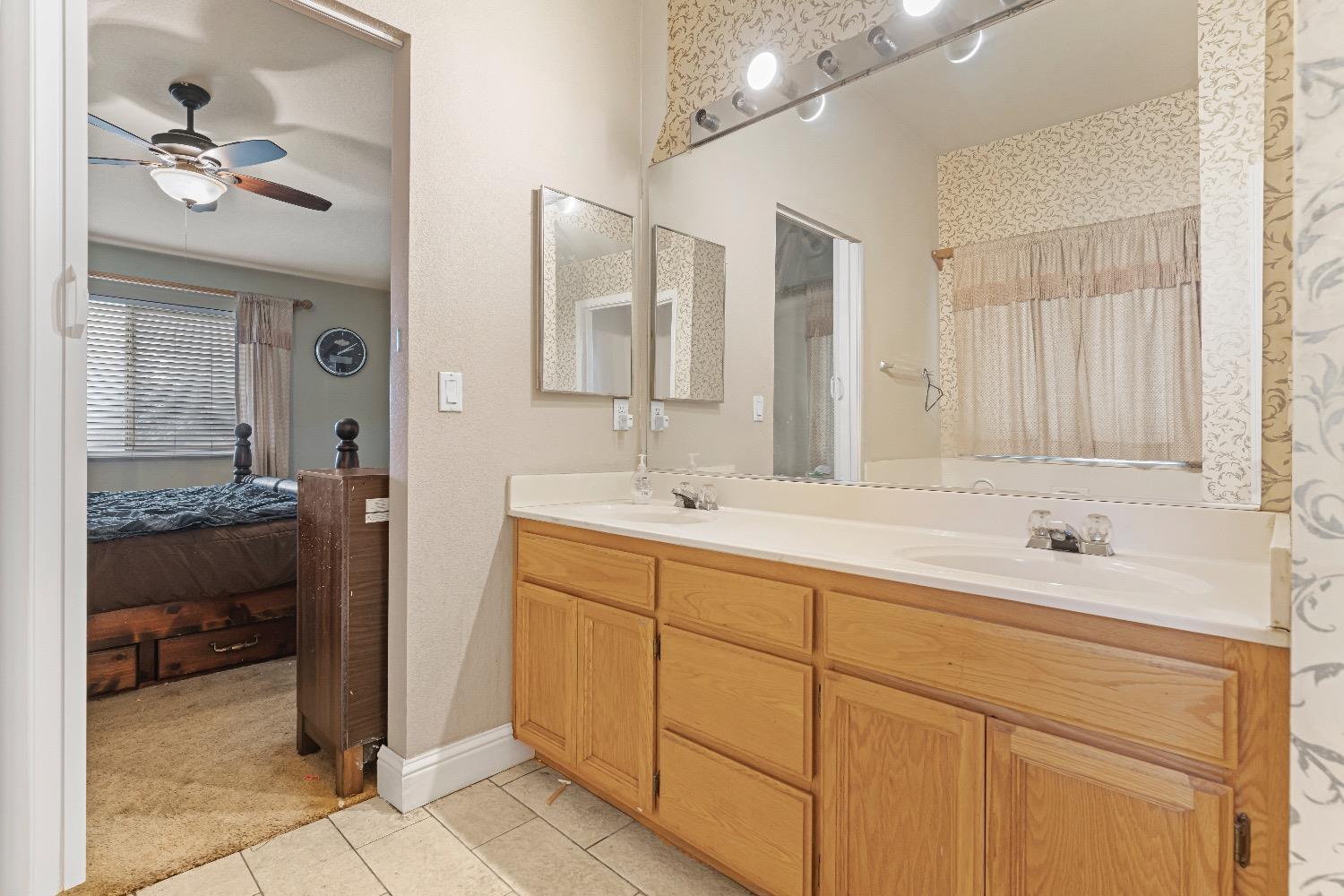 8256 Wyandotte Court