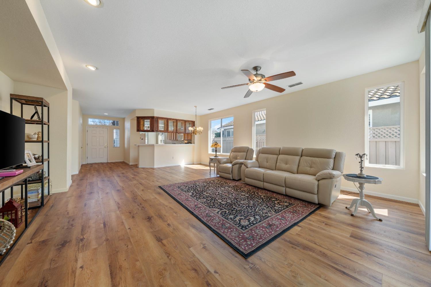 6473 Buckskin Lane