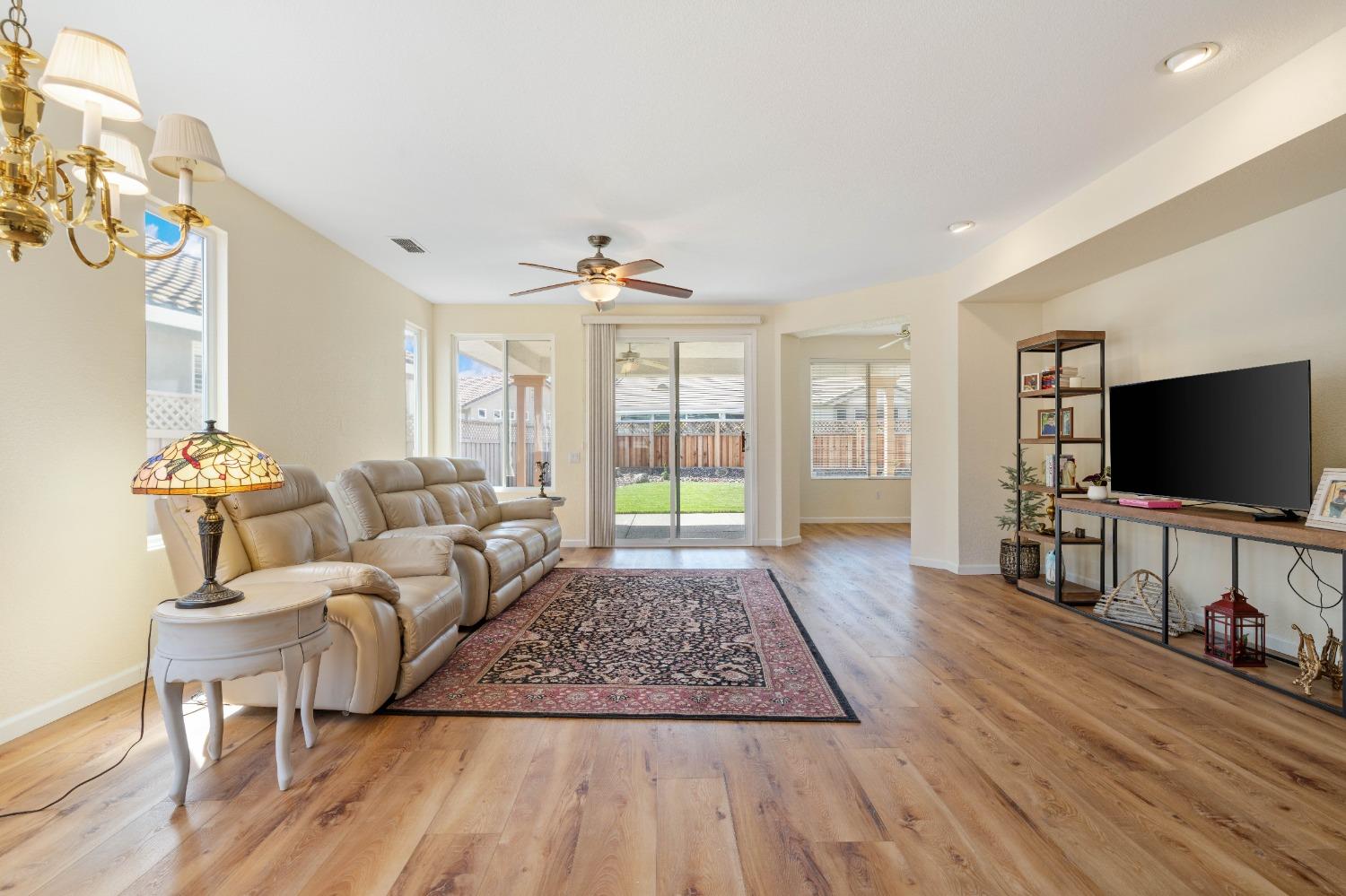 6473 Buckskin Lane