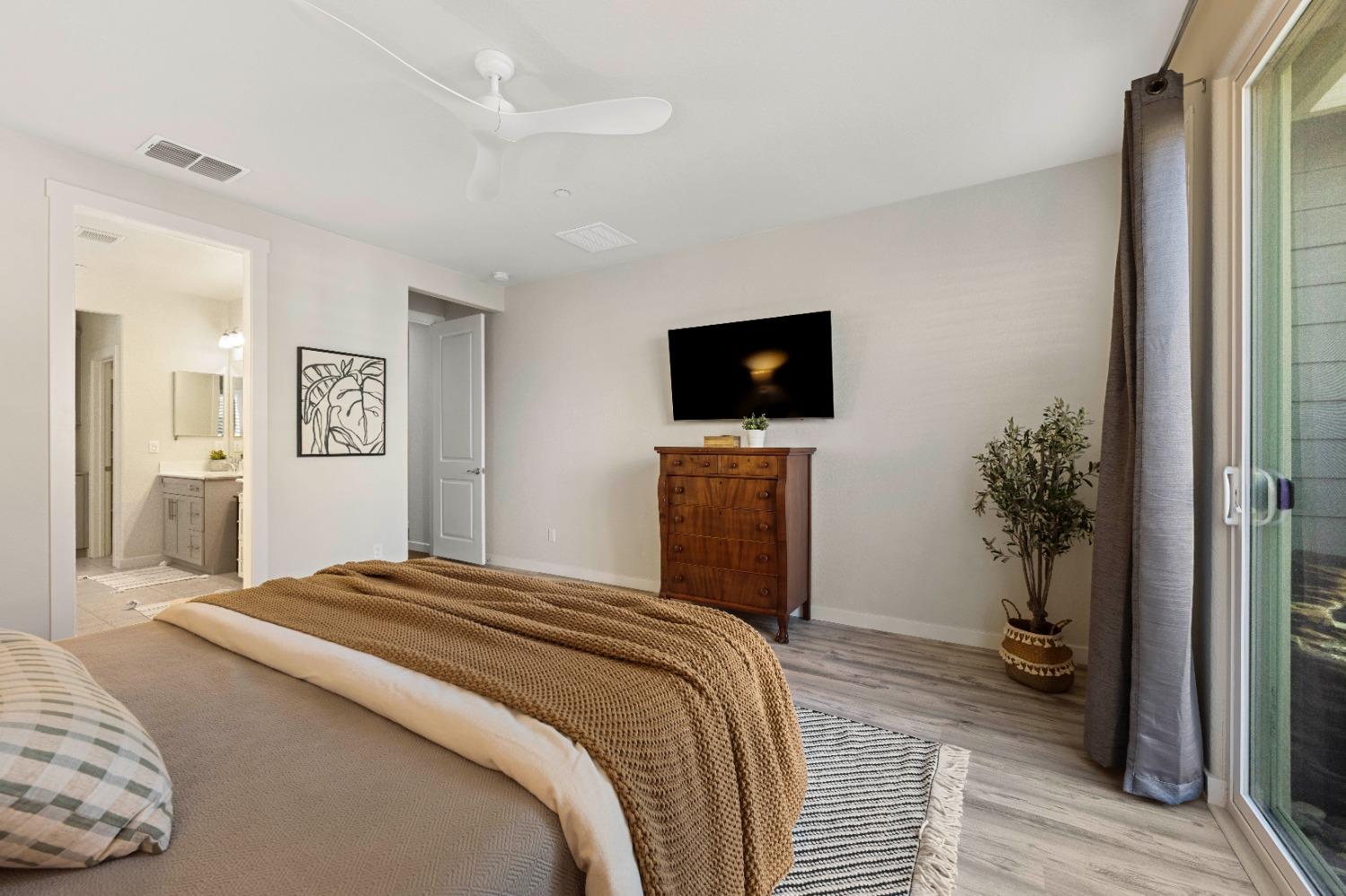 4842 Holden Drive