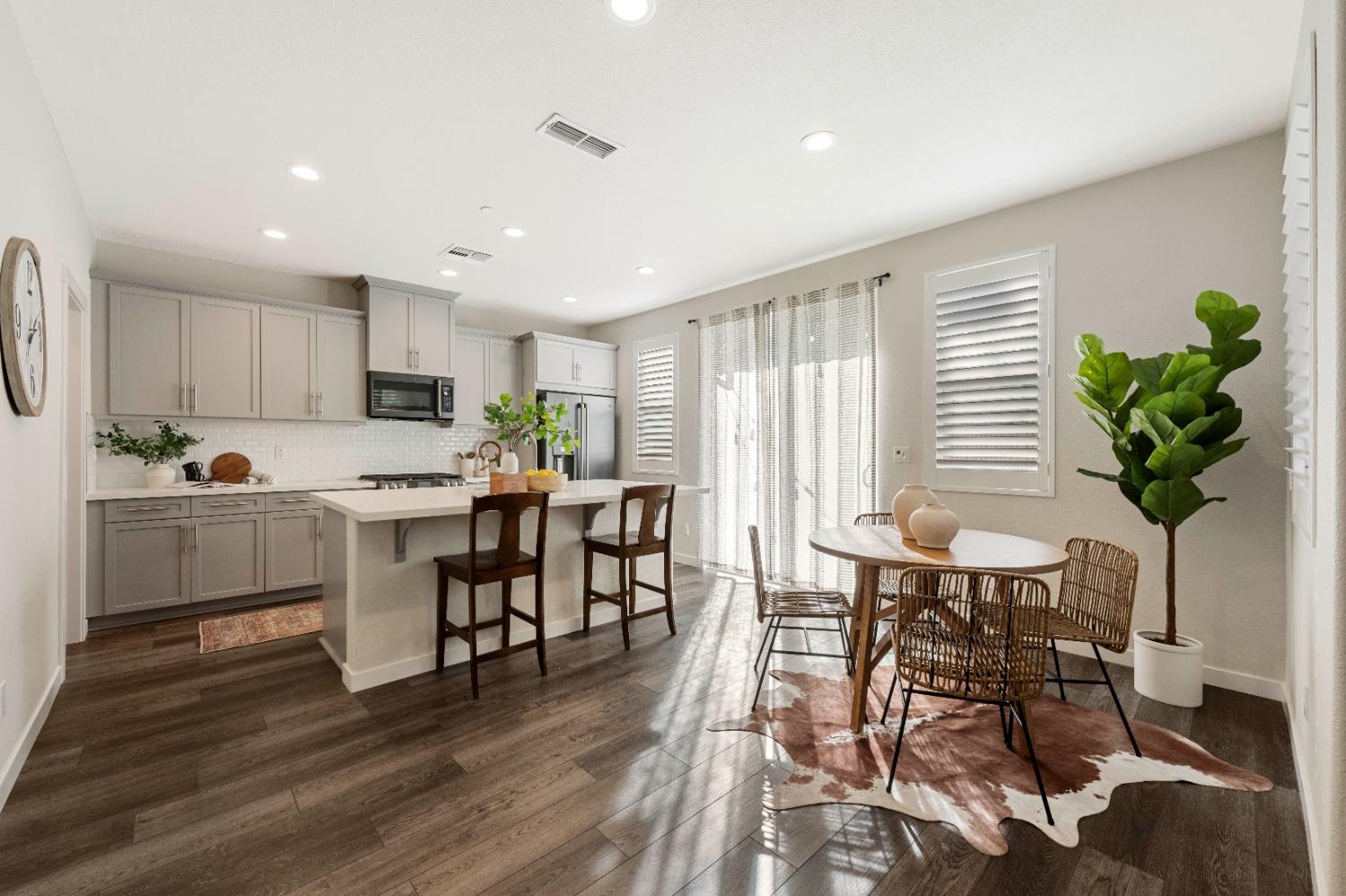 4842 Holden Drive
