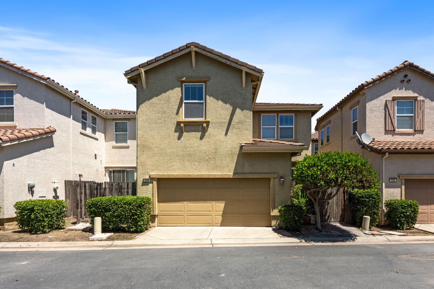 240 Wapello Circle