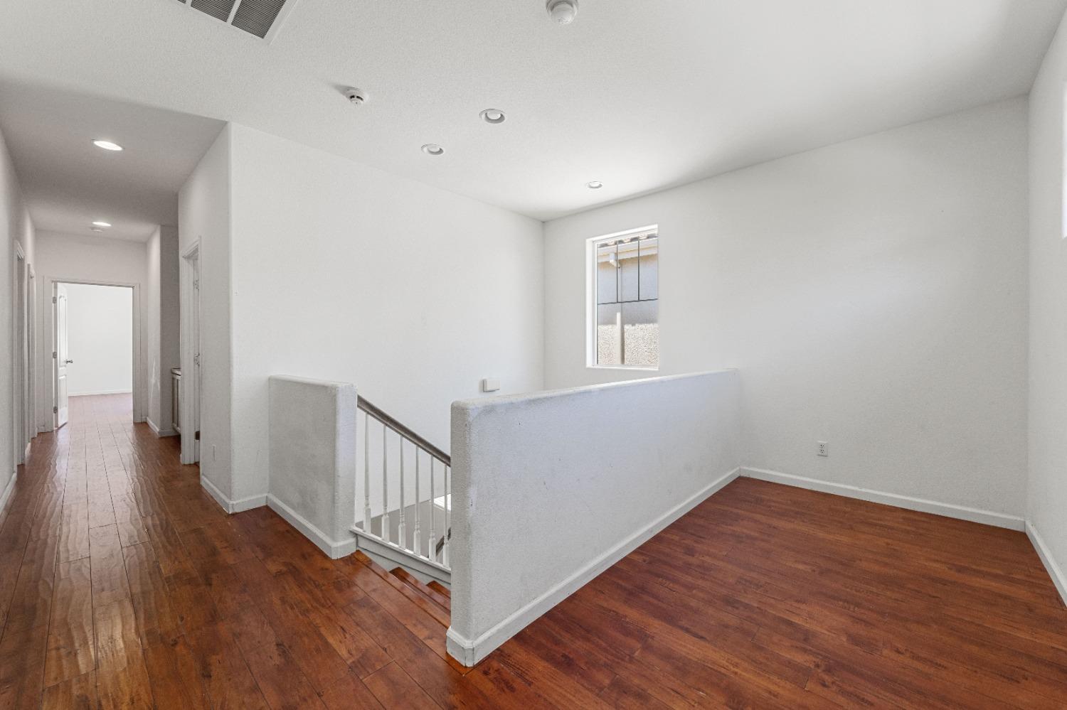 240 Wapello Circle