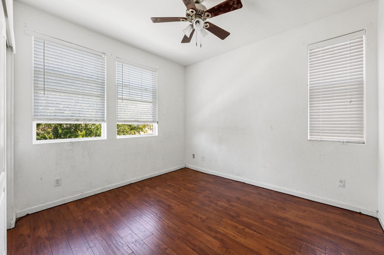 240 Wapello Circle