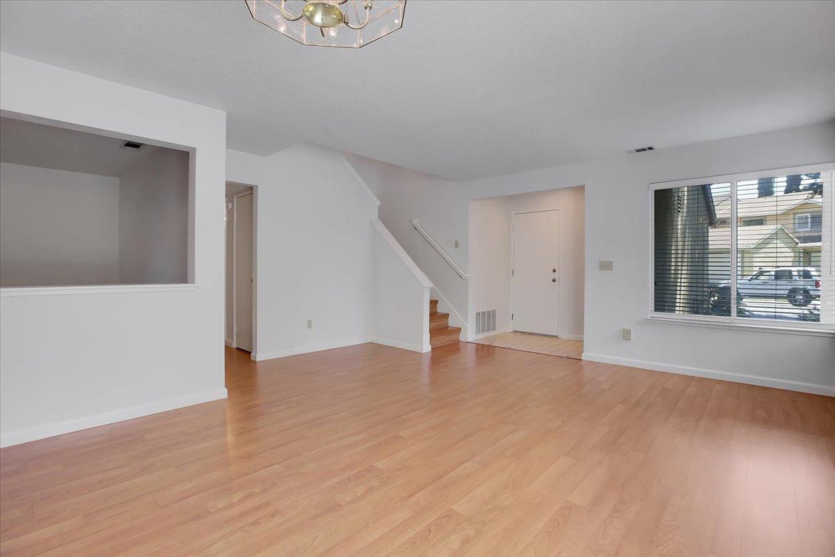 2687 Tyler Way