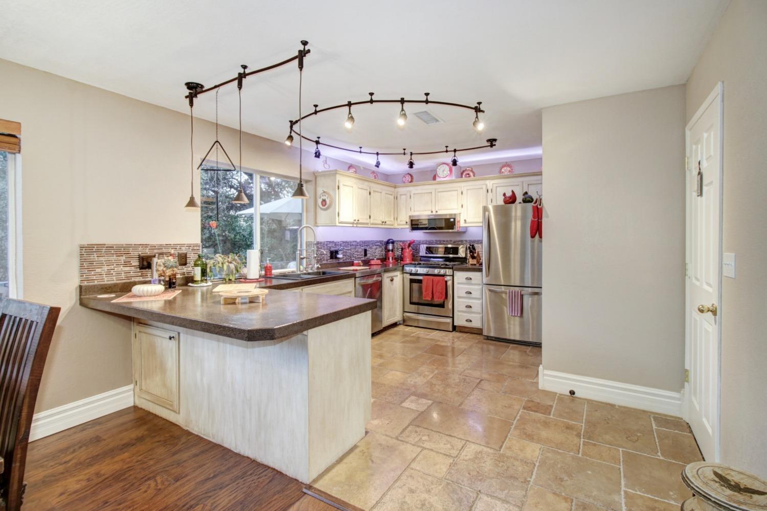 5170 Highcrest Drive