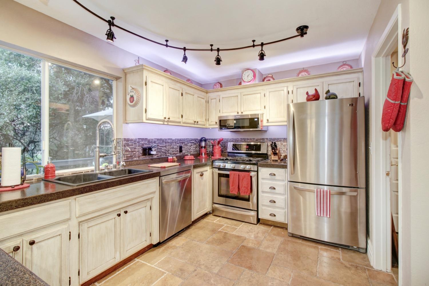 5170 Highcrest Drive