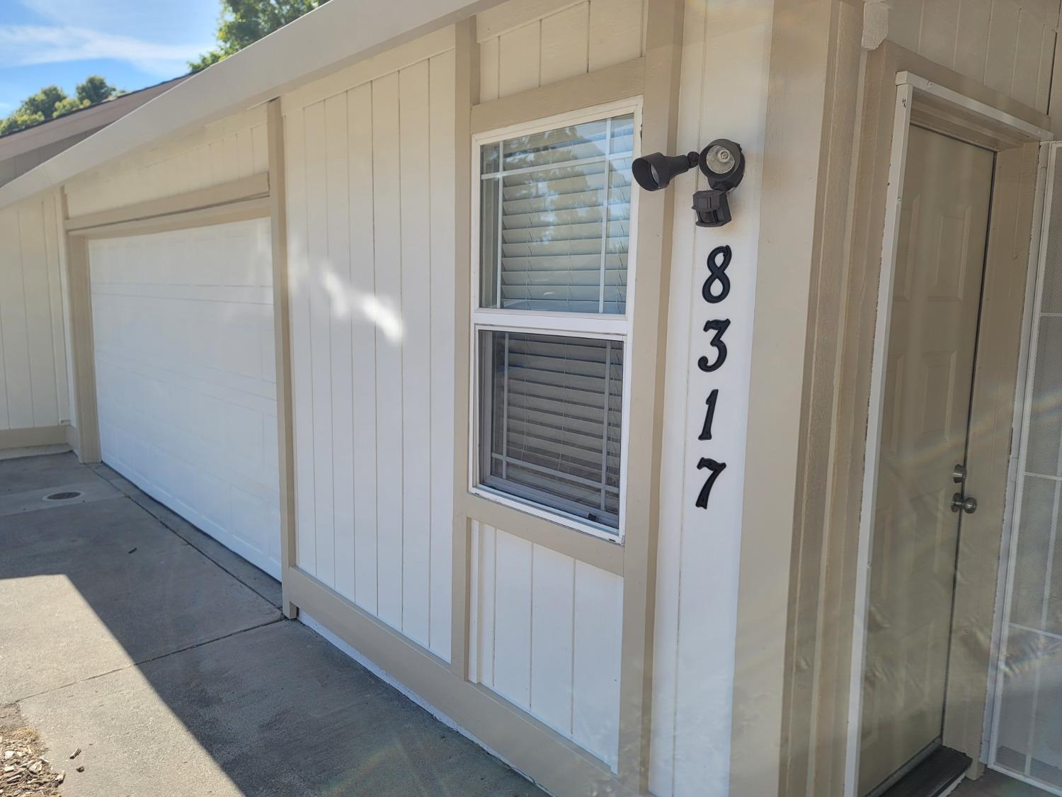 8317 Deville Oaks Way