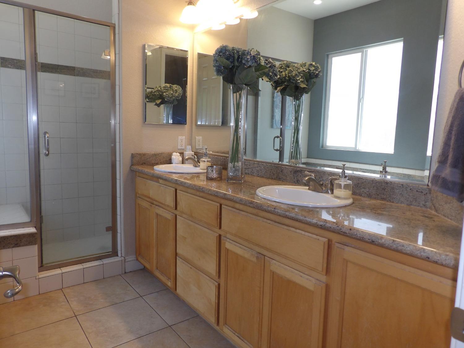 7635 Peter Ray Court