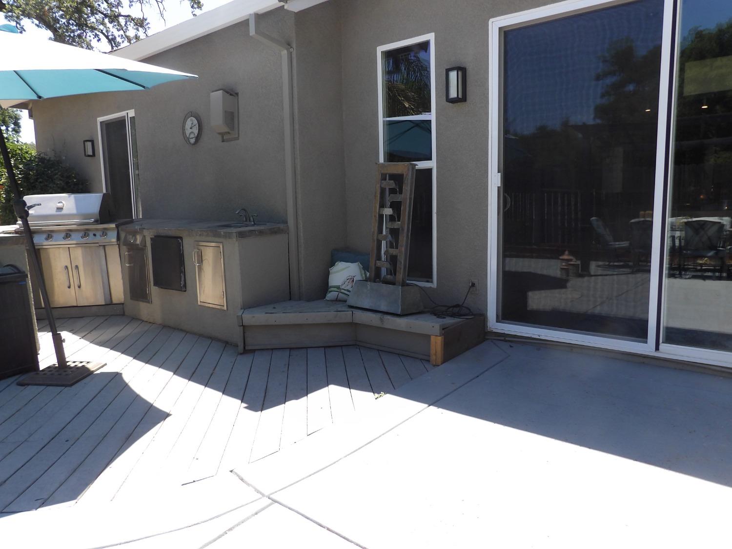 7635 Peter Ray Court