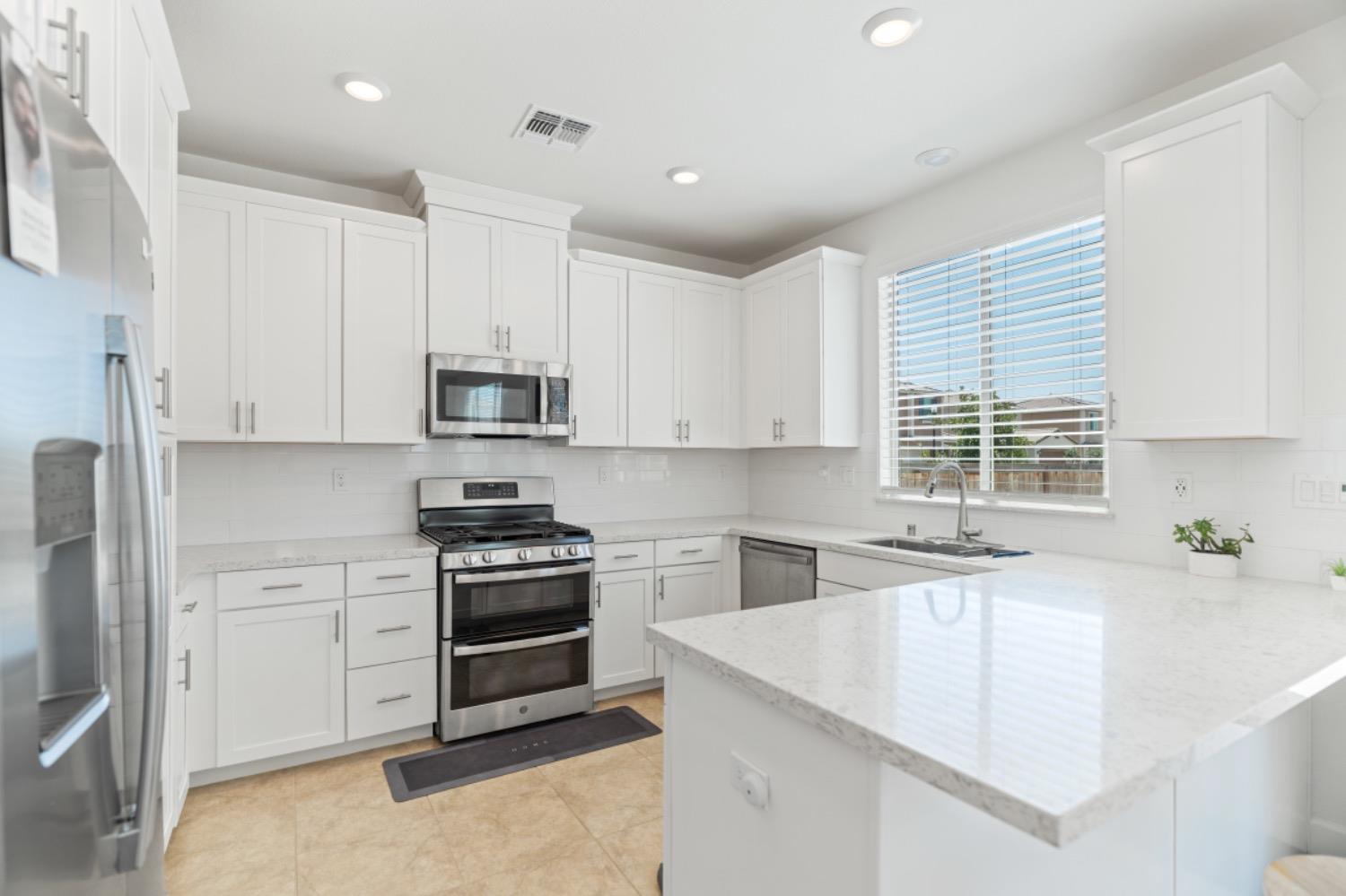 10454 Cello Way