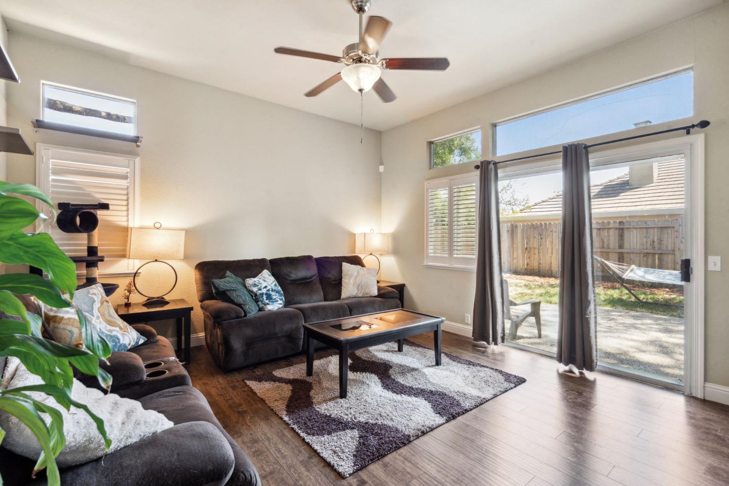 233 Gainsborough Court