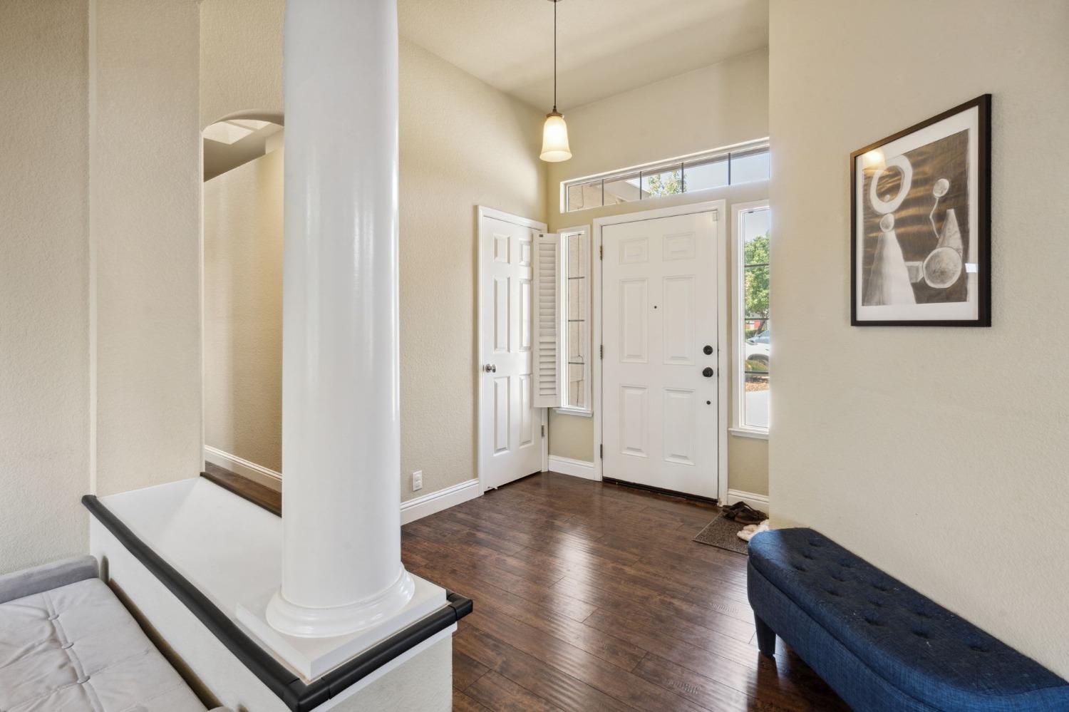 233 Gainsborough Court