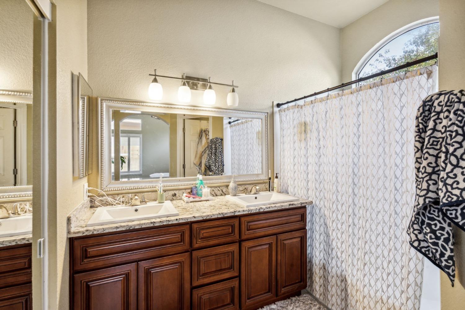 233 Gainsborough Court