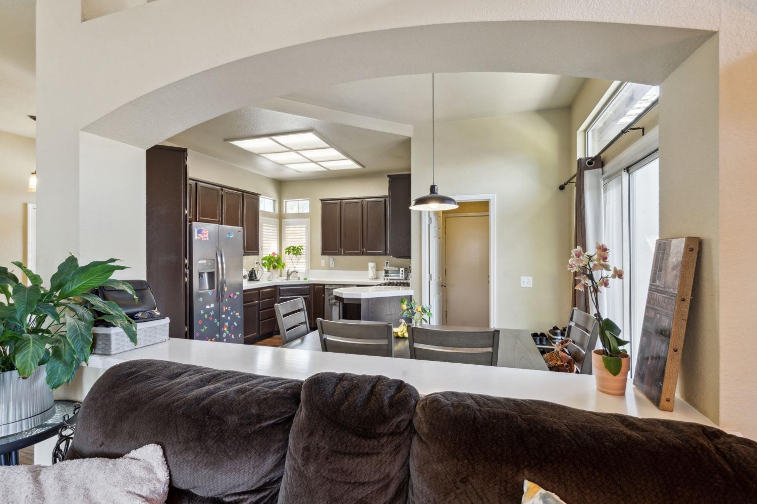 233 Gainsborough Court