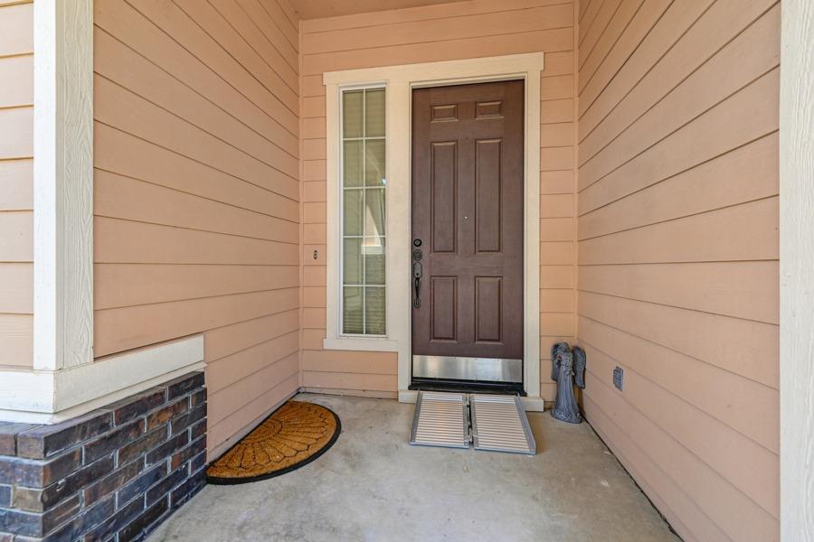 6121 Crater Lake Drive