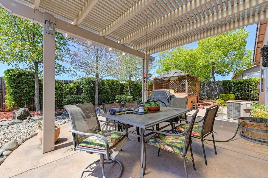 6121 Crater Lake Drive