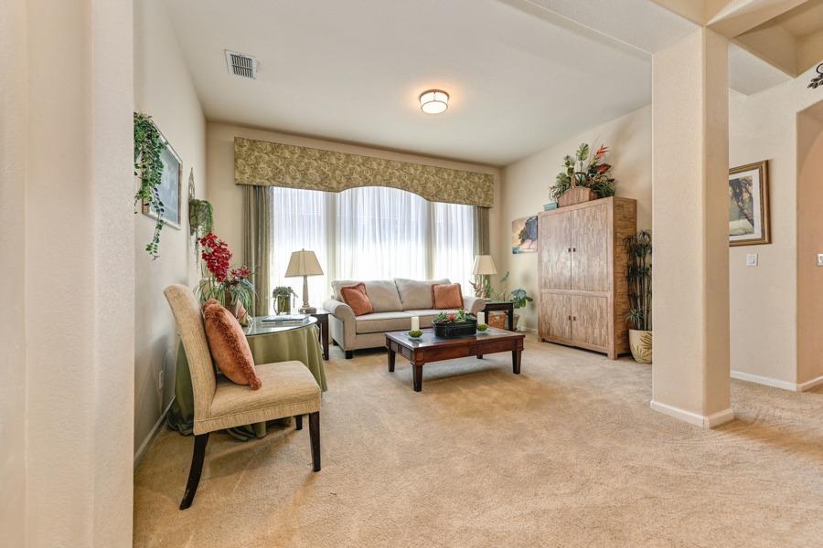 6121 Crater Lake Drive