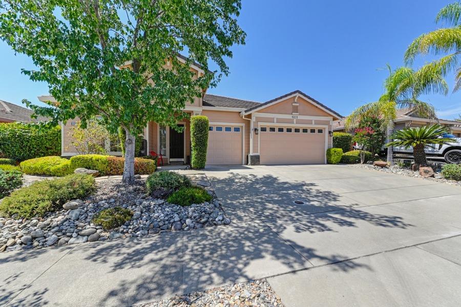 6121 Crater Lake Drive