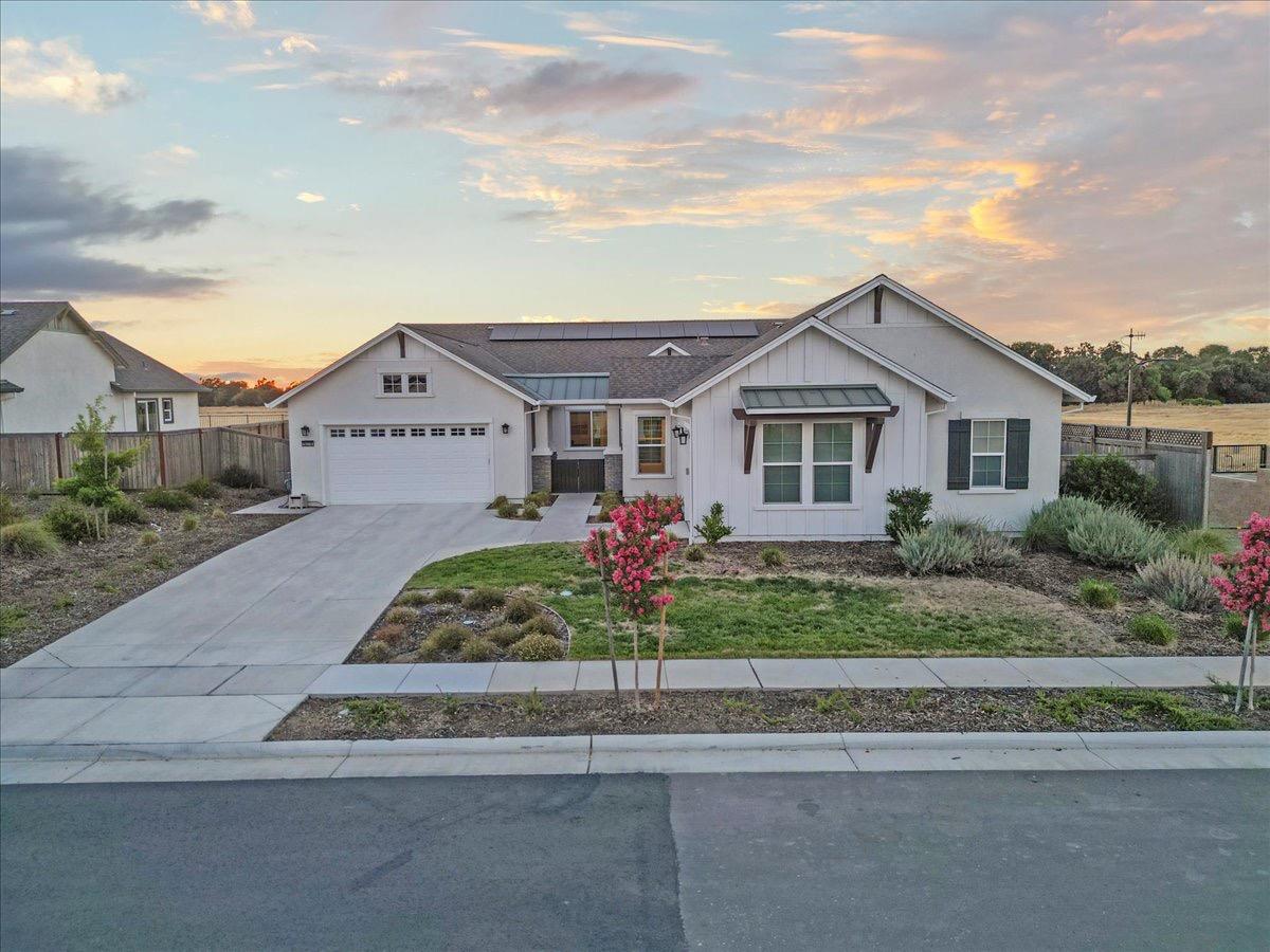 9270 Mirabelle Street