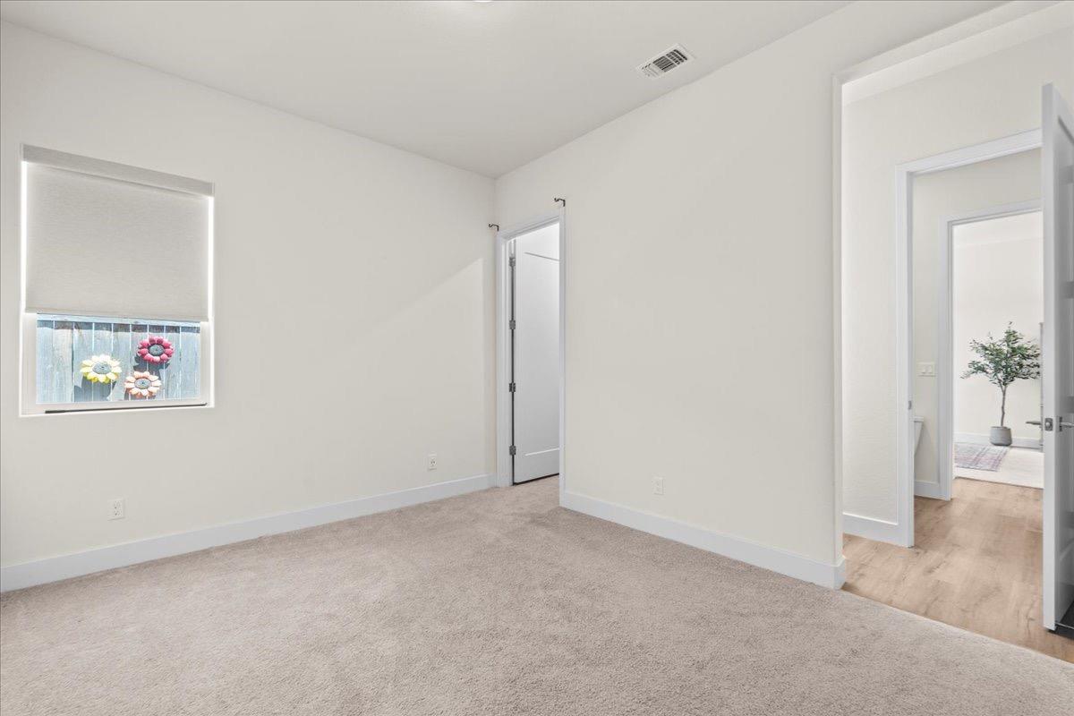 9270 Mirabelle Street