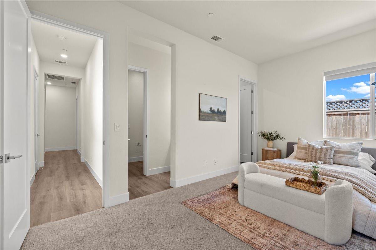 9270 Mirabelle Street