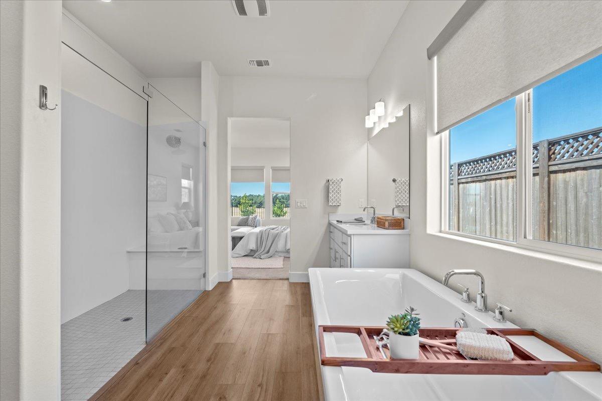 9270 Mirabelle Street