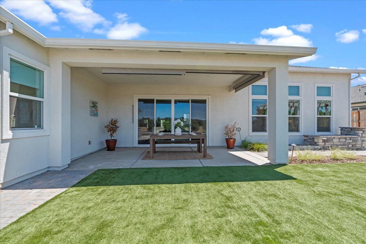 9270 Mirabelle Street