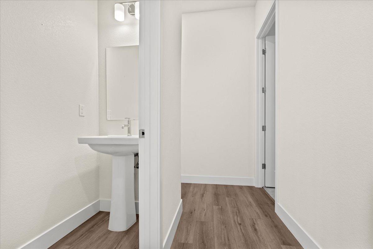 9270 Mirabelle Street