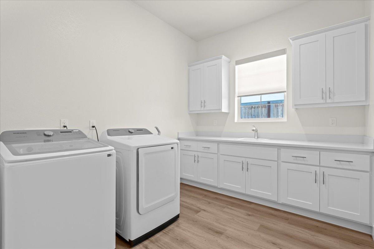 9270 Mirabelle Street