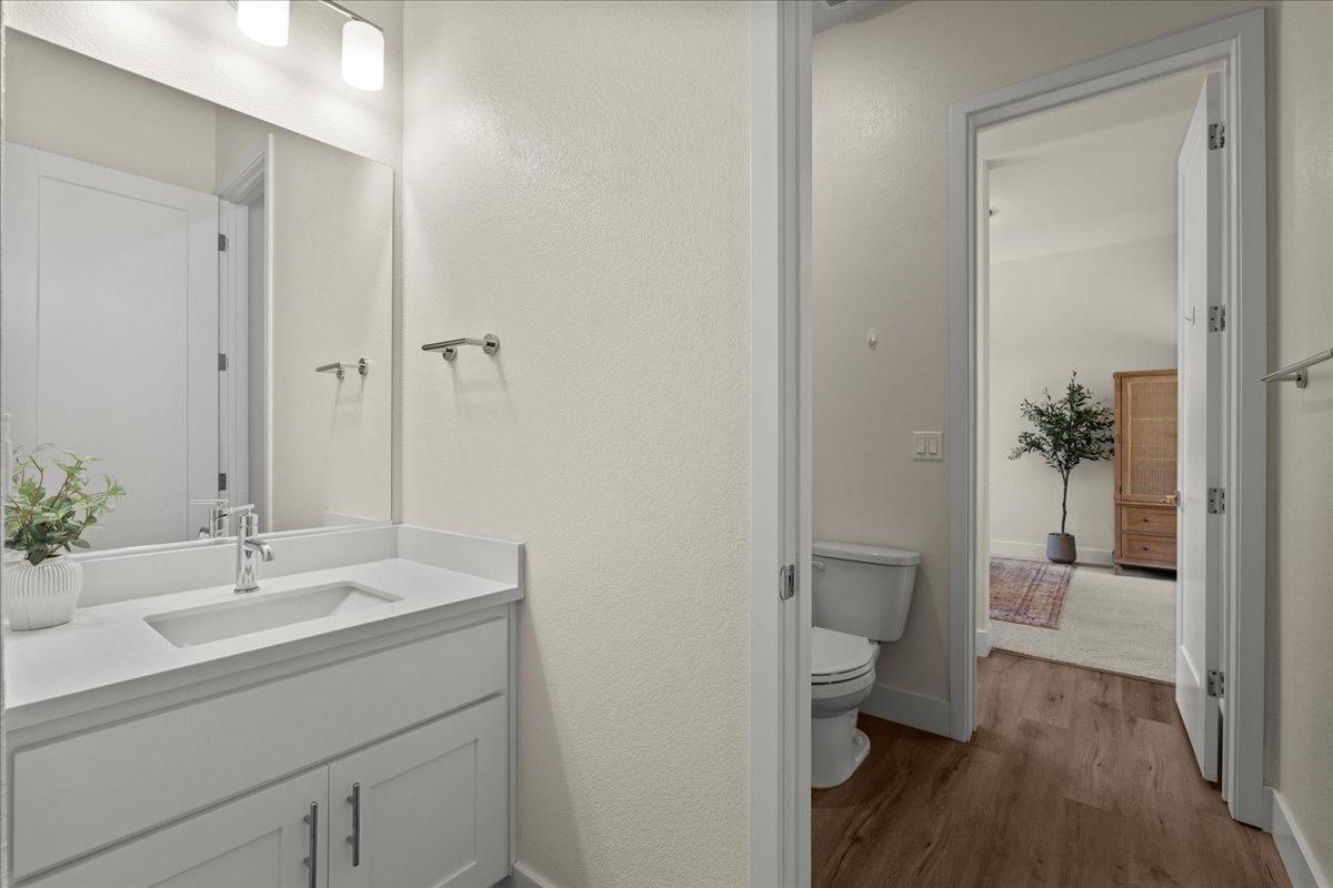 9270 Mirabelle Street