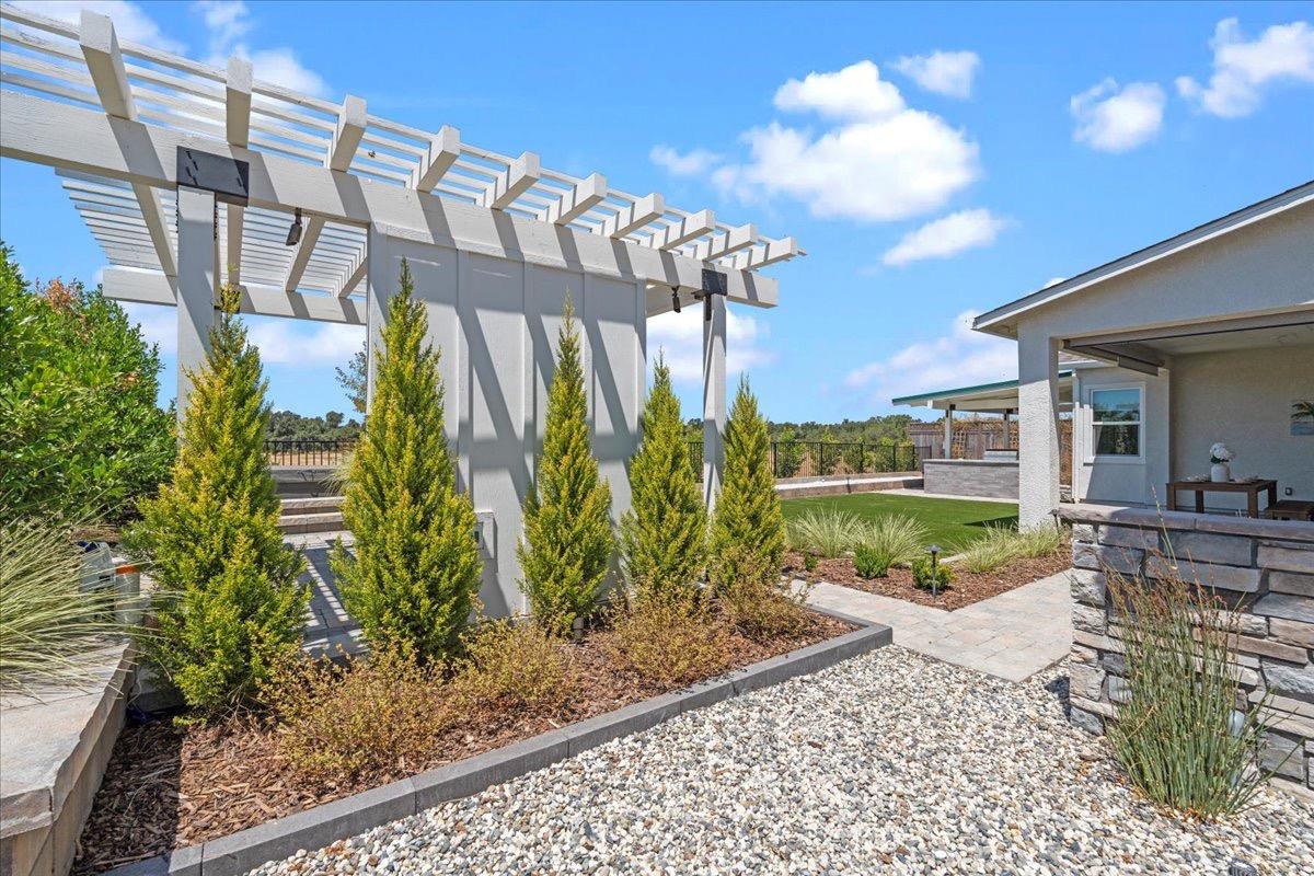 9270 Mirabelle Street